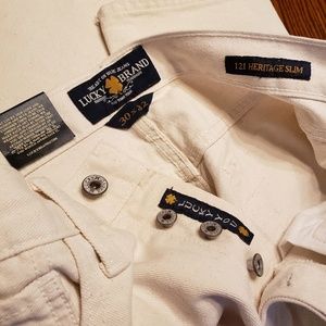 Lucky BRAND Slim Straight 30x32
